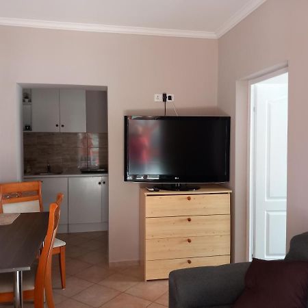 Hanna Apartman Apartment Balatonlelle Exterior foto