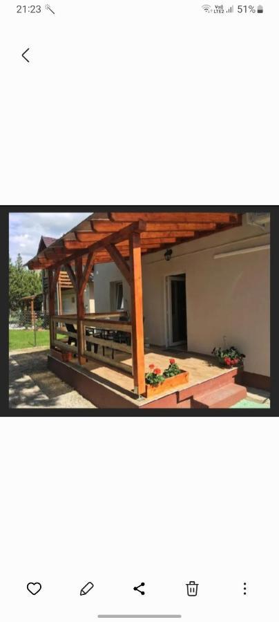 Hanna Apartman Apartment Balatonlelle Exterior foto