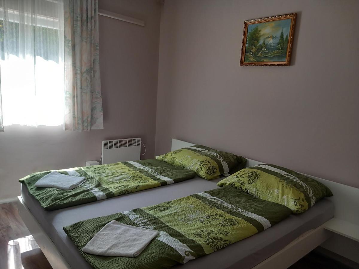 Hanna Apartman Apartment Balatonlelle Exterior foto